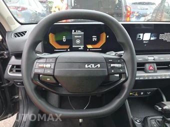 2025 Kia K4 LXS - miniatura 10
