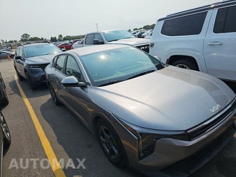 2025 Kia K4 LXS - miniatura 3