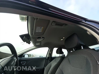 2025 Kia K4 LXS - miniatura 19