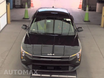 2025 Kia K4 LXS - miniatura 2