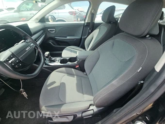 2025 Kia K4 LXS - miniatura 7