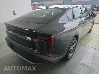 2025 Kia K4 LXS - miniatura 4