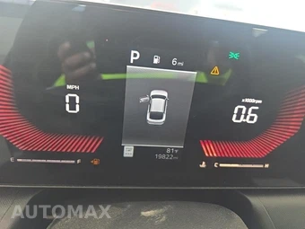 2025 Kia K4 LXS - miniatura 9