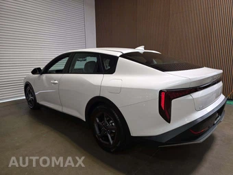 2025 Kia K4 LXS - miniatura 2