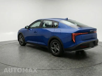 2025 Kia K4 LXS - miniatura 5