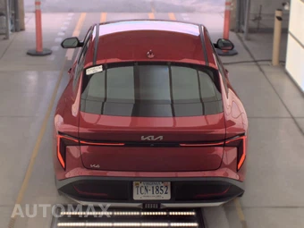 2025 Kia K4 LXS - miniatura 5