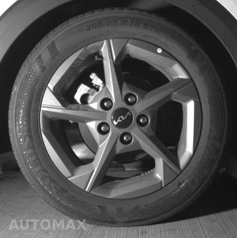 2025 Kia K4 LXS - miniatura 12