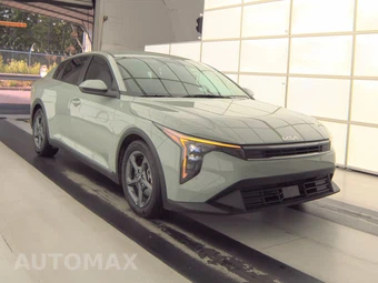 2025 Kia K4 LXS - miniatura 3