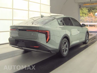 2025 Kia K4 LXS - miniatura 4