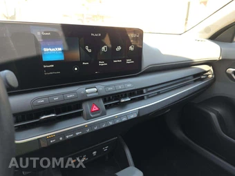 2025 Kia K4 LXS - miniatura 10