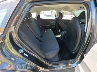 2025 Kia K4 LXS - miniatura 16