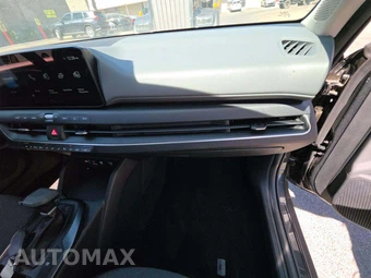 2025 Kia K4 LXS - miniatura 19