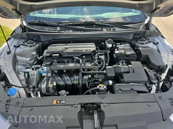 2025 Kia K4 LXS - miniatura 18