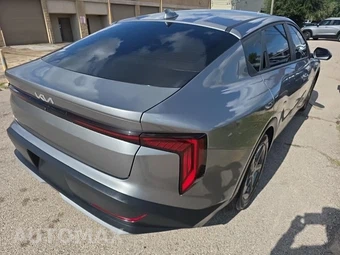 2025 Kia K4 LXS - miniatura 4