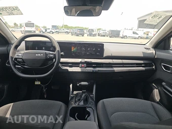 2025 Kia K4 LXS - miniatura 11