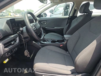 2025 Kia K4 LXS - miniatura 7