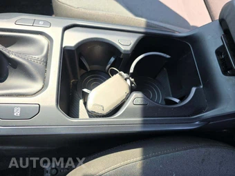 2025 Kia K4 LXS - miniatura 8