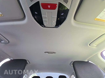 2025 Kia K4 LXS - miniatura 8