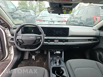 2025 Kia K4 LXS - miniatura 11