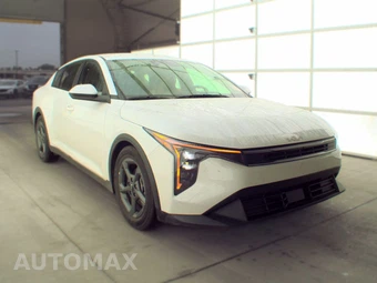2025 Kia K4 LXS - miniatura 3