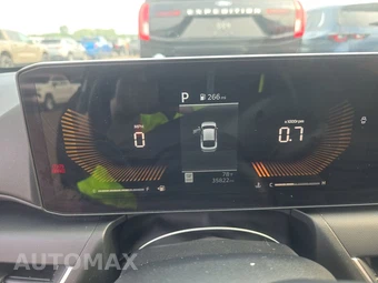 2025 Kia K4 LXS - miniatura 12
