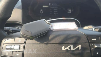 2025 Kia K4 LXS - miniatura 17