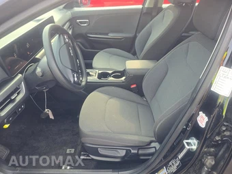 2025 Kia K4 LXS - miniatura 7