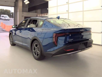 2025 Kia K4 LXS - miniatura 6