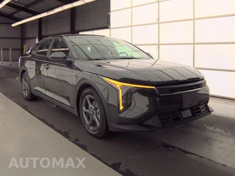 2025 Kia K4 LXS - miniatura 3