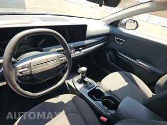 2025 Kia K4 LXS - miniatura 11