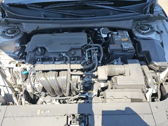 2025 Kia K4 LXS - miniatura 15