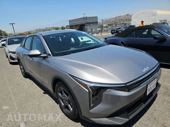 2025 Kia K4 LXS - miniatura 3