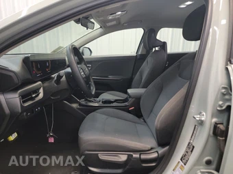 2025 Kia K4 LXS - miniatura 7