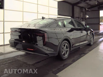 2025 Kia K4 LXS - miniatura 4