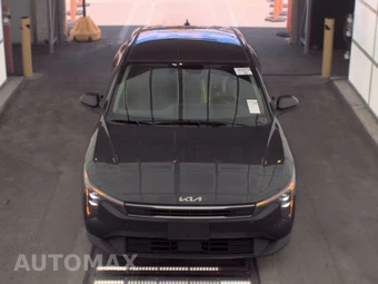 2025 Kia K4 LXS - miniatura 2