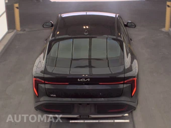 2025 Kia K4 LXS - miniatura 5