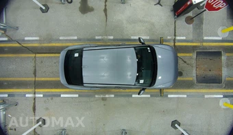 2025 Kia K4 LXS - miniatura 17