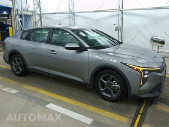 2025 Kia K4 LXS - miniatura 3