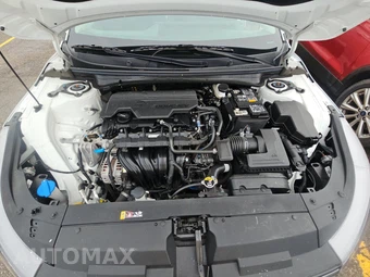2025 Kia K4 LXS - miniatura 15
