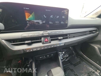 2025 Kia K4 LXS - miniatura 10