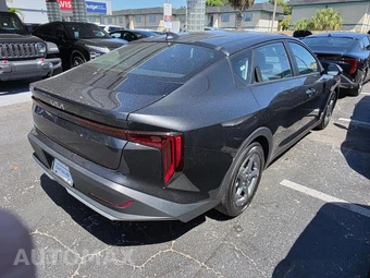 2025 Kia K4 LXS - miniatura 15