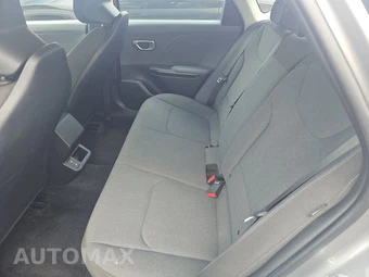 2025 Kia K4 LXS - miniatura 13