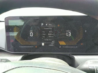 2025 Kia K4 LXS - miniatura 19