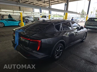 2025 Kia K4 LXS - miniatura 4