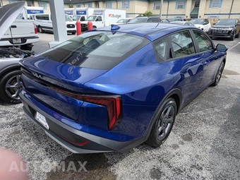 2025 Kia K4 LXS - miniatura 19