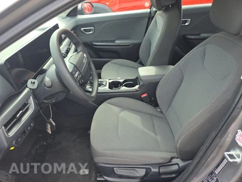 2025 Kia K4 LXS - miniatura 7