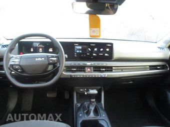 2025 Kia K4 LXS - miniatura 13