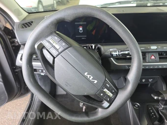 2025 Kia K4 LXS - miniatura 10
