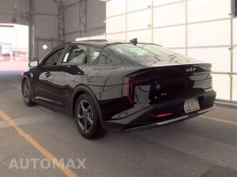 2025 Kia K4 LXS - miniatura 6