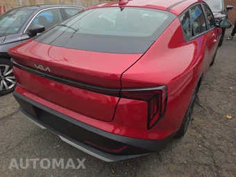 2025 Kia K4 LXS - miniatura 3